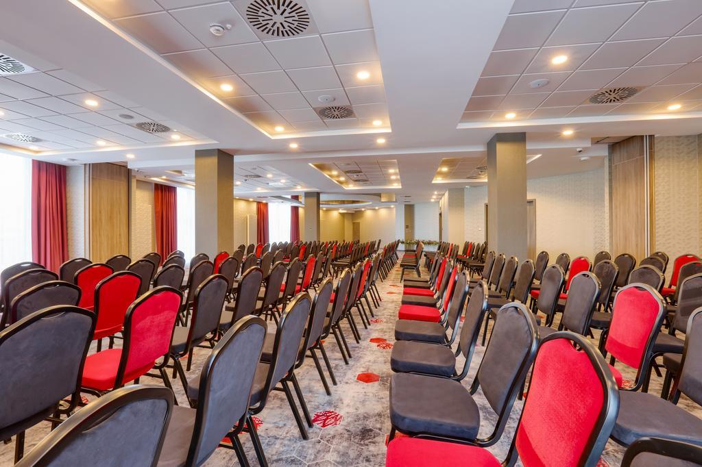 Ibis Styles Nowy Sacz Hotel Exterior photo