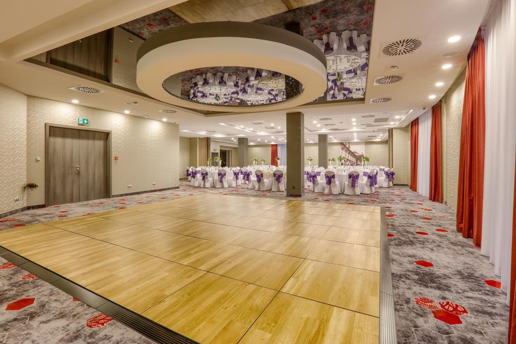 Ibis Styles Nowy Sacz Hotel Exterior photo